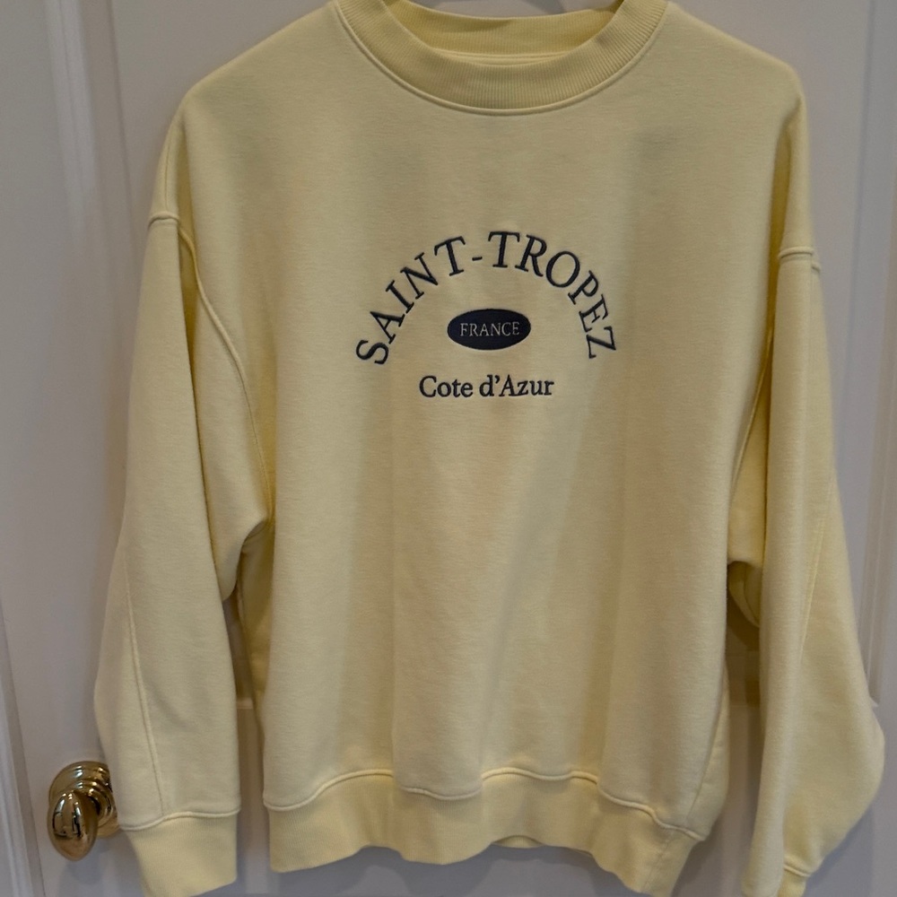 Wild Fable ladies yellow xs sweatshirt.